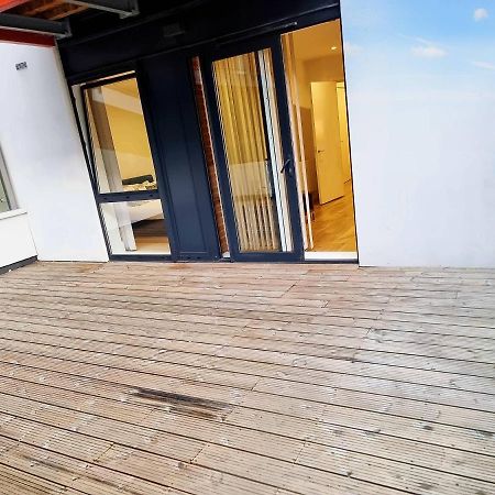 Your Riverside Home 2 With Private Balcony London Exteriör bild